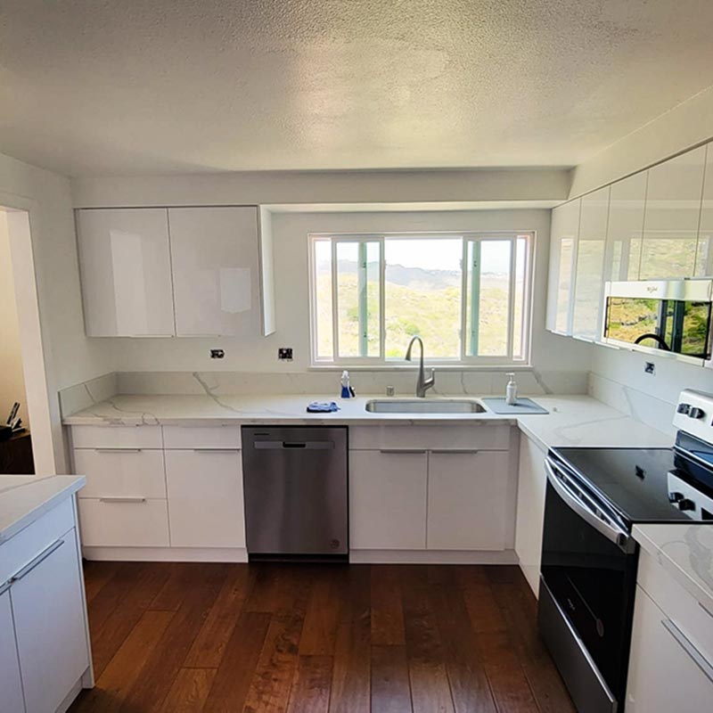 image of remodeled kitchen by Waialae Plumbing